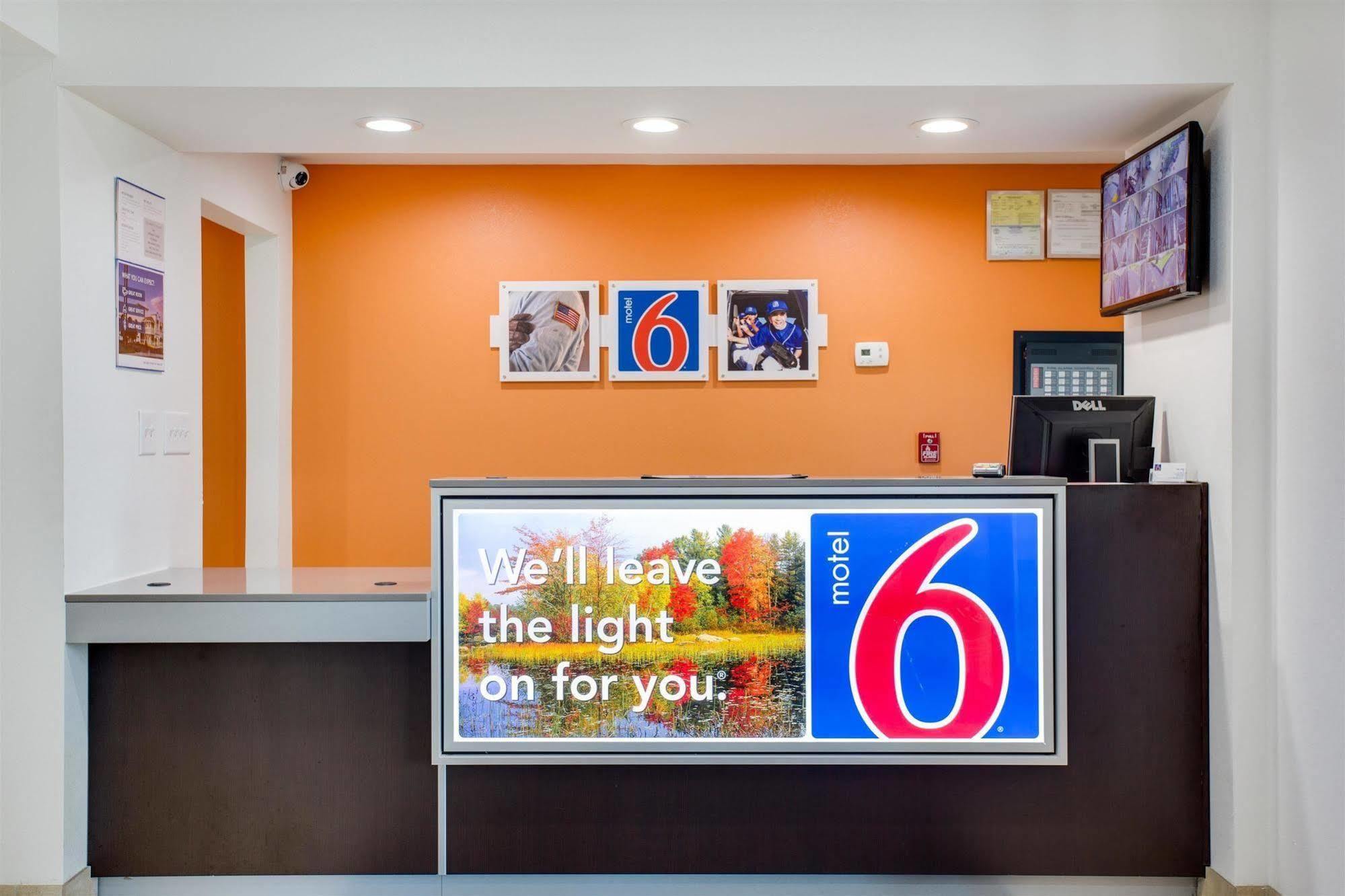 Motel 6-White House, Tn Esterno foto